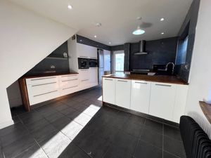 Photo 15- click for photo gallery